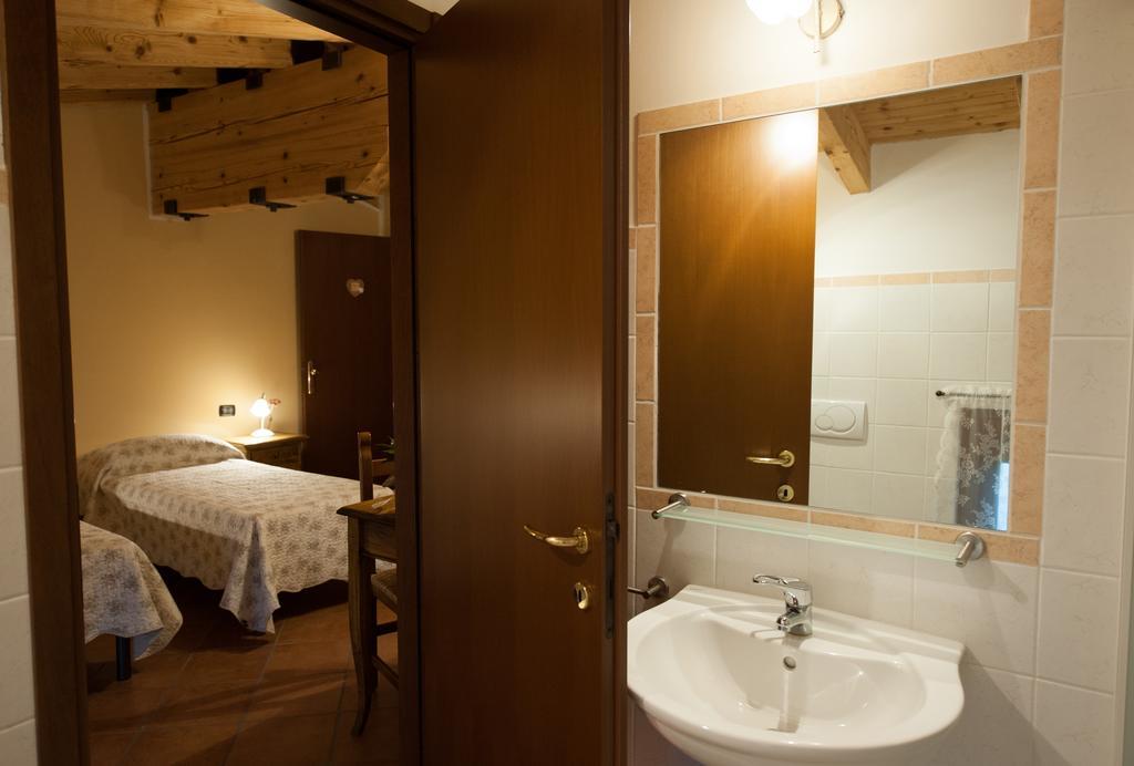 Agriturismo Corte Galvani نيغرار المظهر الخارجي الصورة