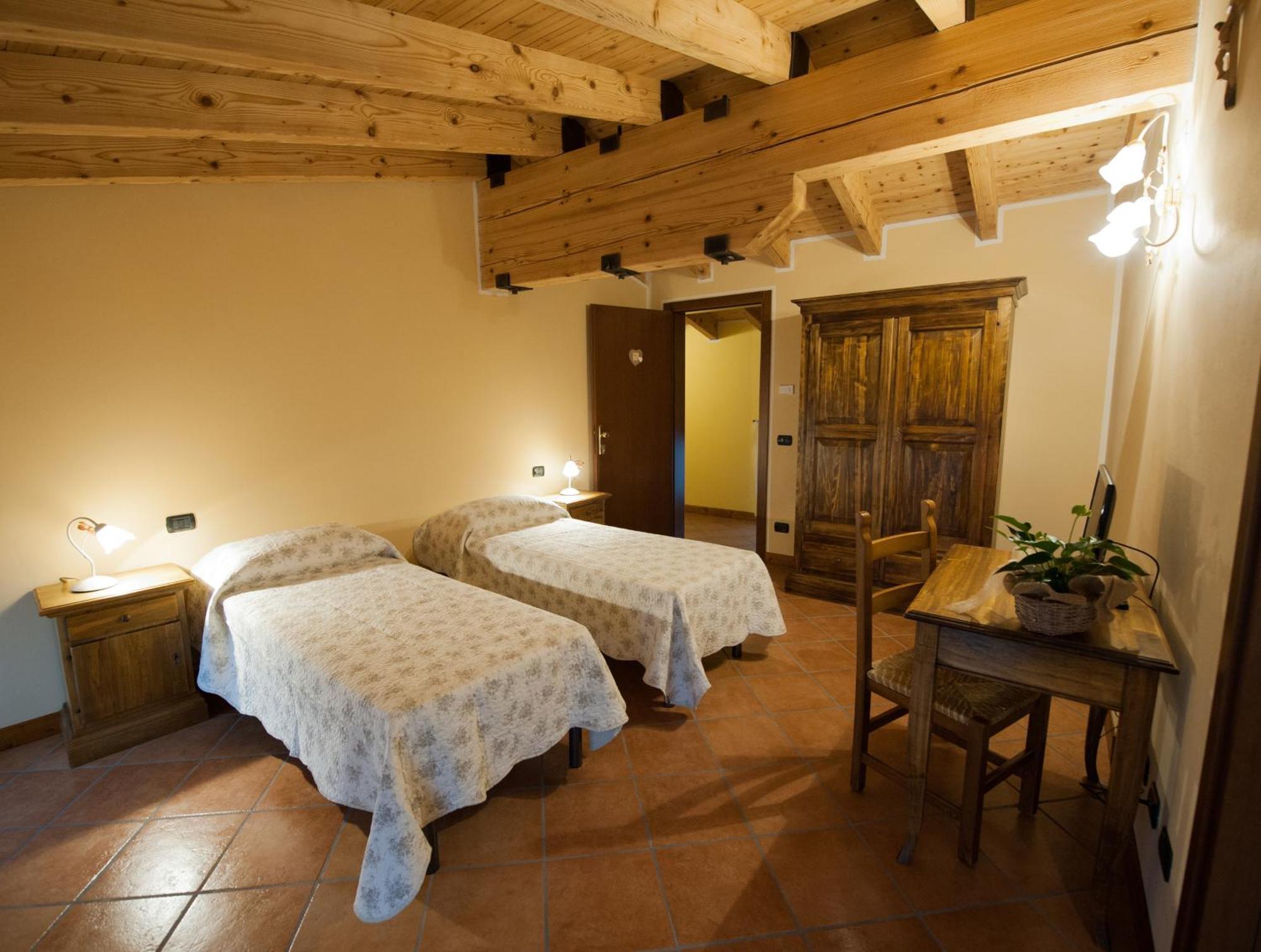 Agriturismo Corte Galvani نيغرار المظهر الخارجي الصورة