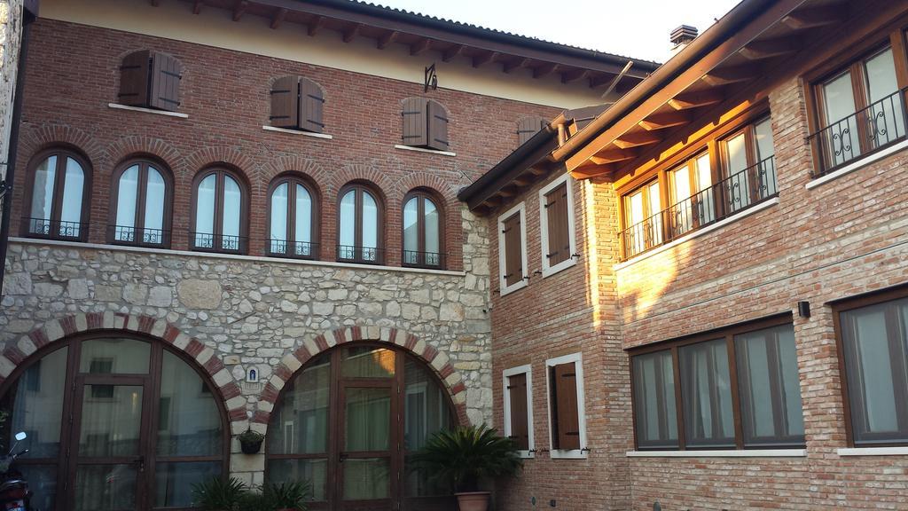 Agriturismo Corte Galvani نيغرار المظهر الخارجي الصورة