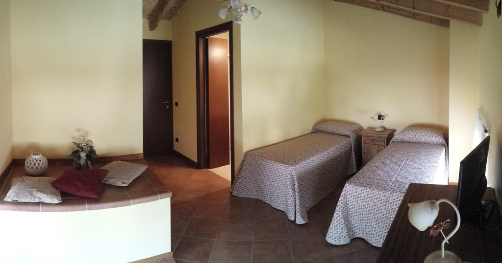 Agriturismo Corte Galvani نيغرار المظهر الخارجي الصورة